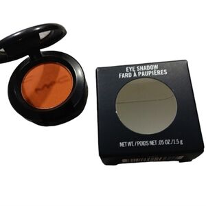 MAC SINGLE EYESHADOW Rule Matte
